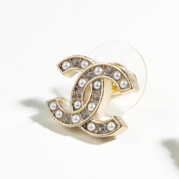 Chanel 23B Gold Pearl White Crystal CC Logo Classic Statement Stud Earrings - Picture 6 of 12